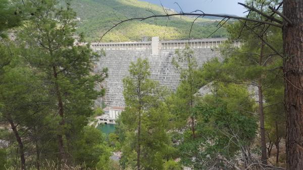 ARAPAPISTI CANYON ( DAM )