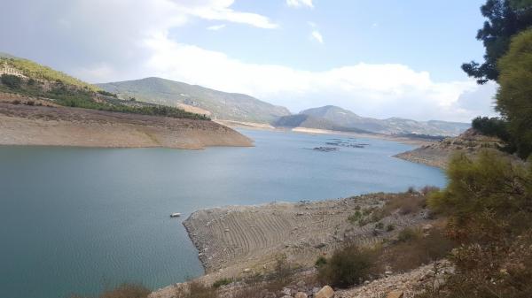 ARAPAPISTI CANYON ( DAM )