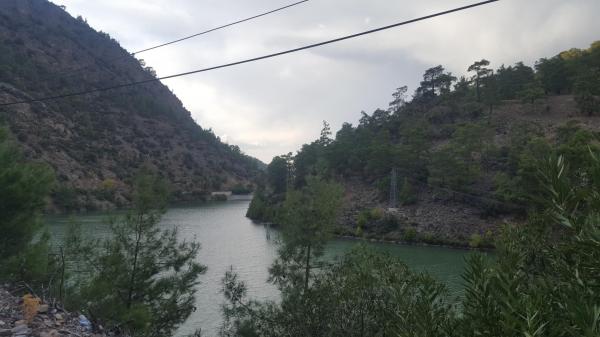 ARAPAPISTI CANYON ( DAM )