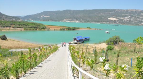 ARAPAPISTI CANYON ( DAM )
