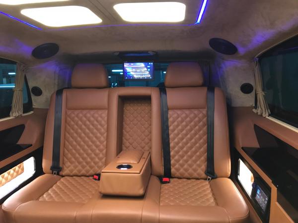VIP TURLAR