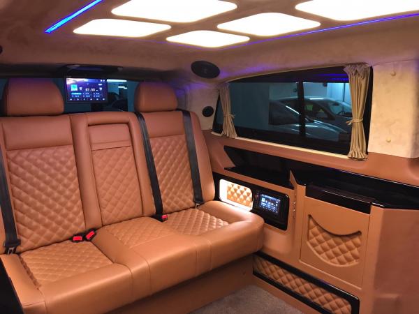VIP TURLAR
