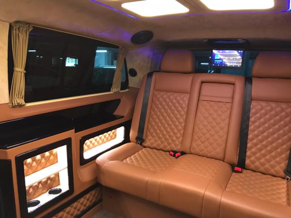 VIP TURLAR